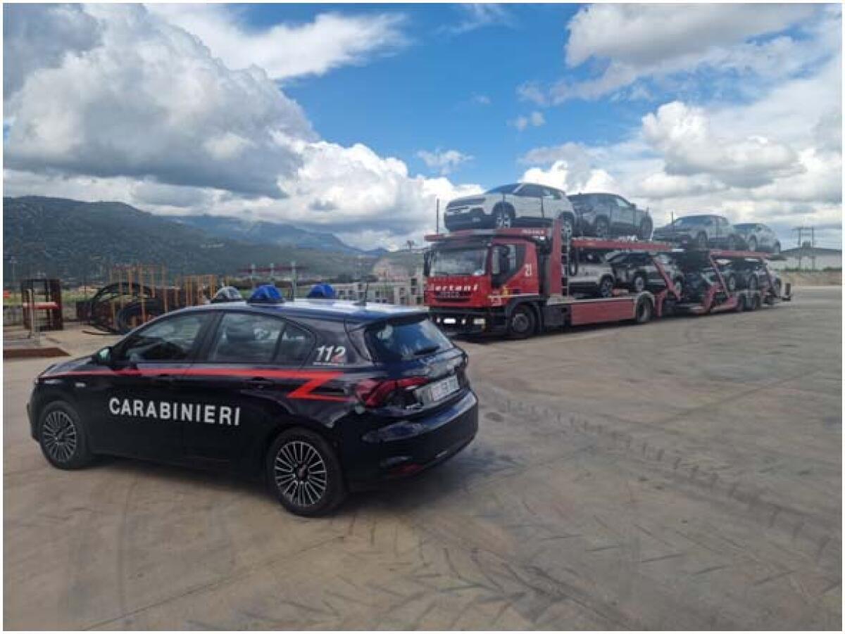 Incidente sul lavoro: cade da un'altezza di 4 metri - 