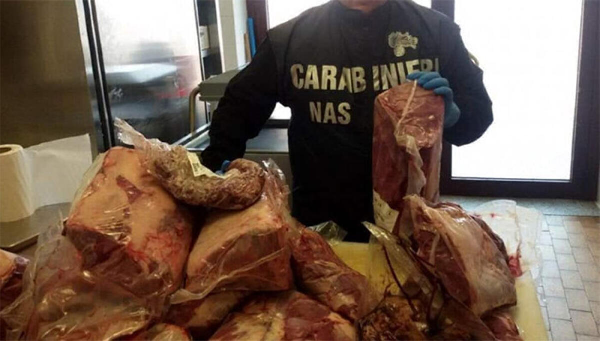 I Carabinieri del Nas di Latina sequestrano un laboratorio abusivo di lavorazione e produzione di carne. - 