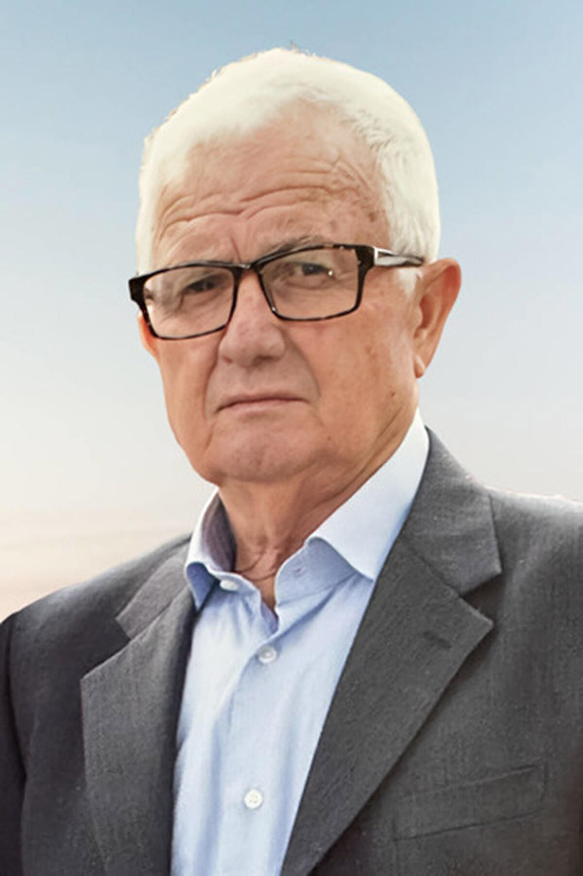 Travolto ed ucciso dal suo trattore, a Borgo Carso a Latina: la vittima è l’84enne Plinio Boron, vigile del fuoco in pensione. - 