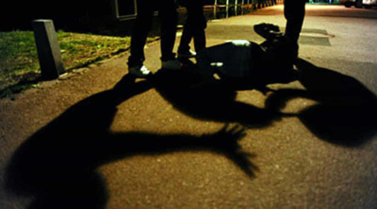 Velletri - Rissa in centro sabato sera - 