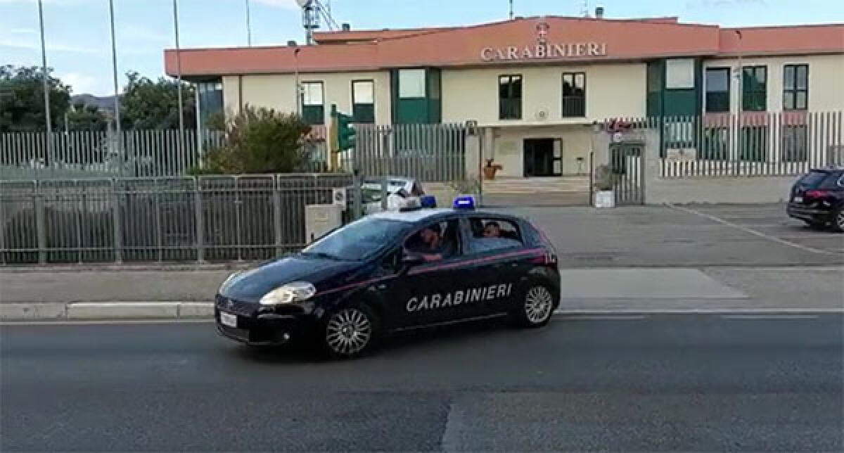 Stalking, 30enne di Aprilia, nonostante il divieto di avvicinamento, aveva cercato di contattare una delle sue vittime. - 