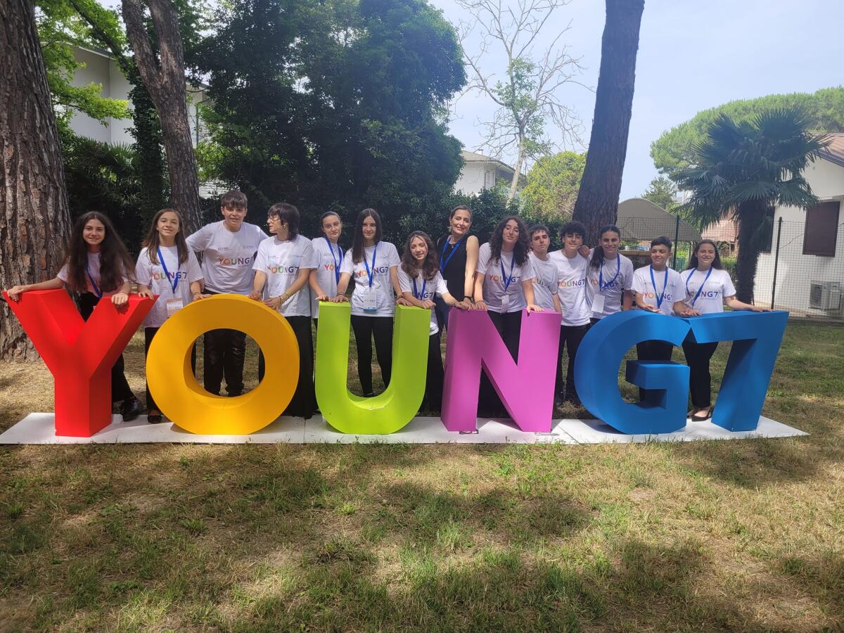 Young7 for education, non si spegne l'entusiasmo per i ragazzi della Pascoli di Aprilia: "E' stata un'esperienza unica" - 