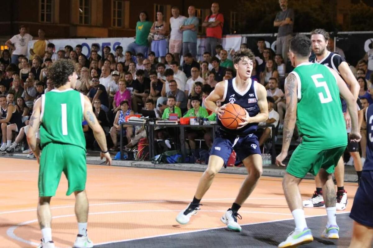 I Trofeo Città di Latina – Basket in Piazza: questa domenica la finalissima tra Benacquista Assicurazioni e Farmacia Isonzo. - 