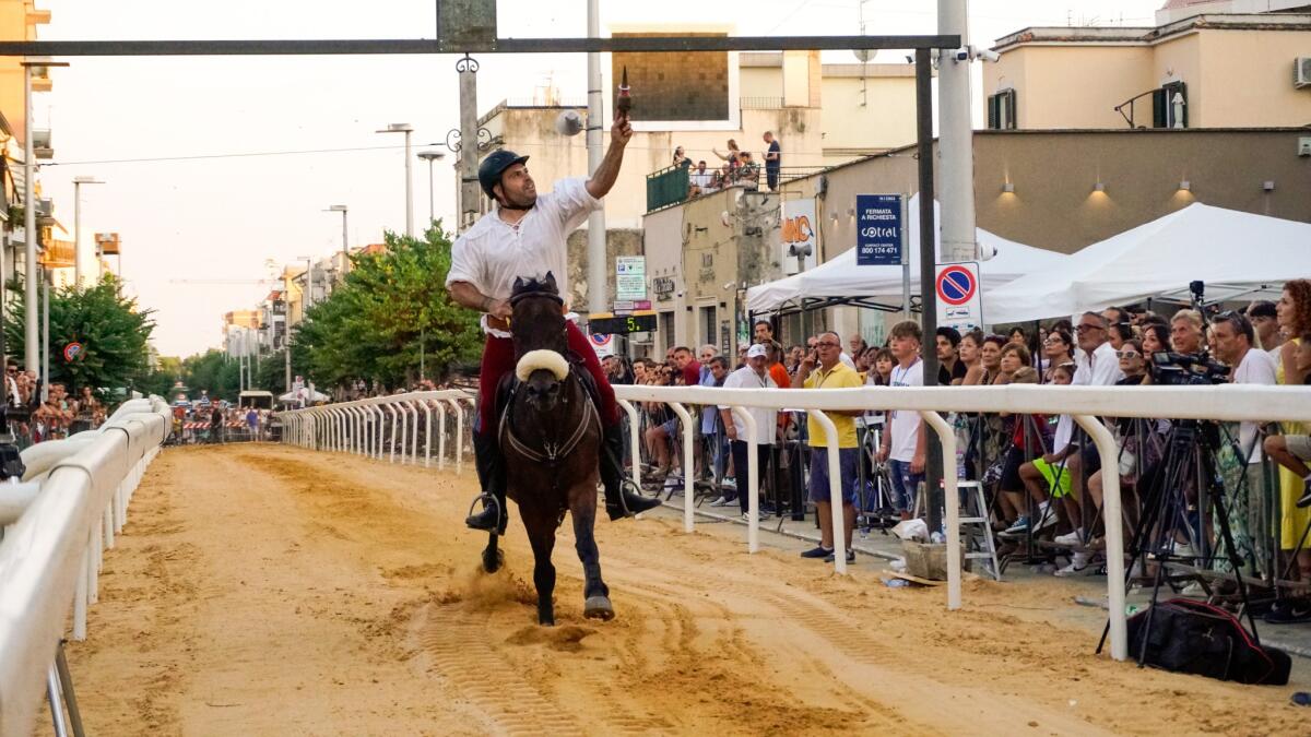 Palio dell'Anello a Cisterna, la gara l'11 agosto - 