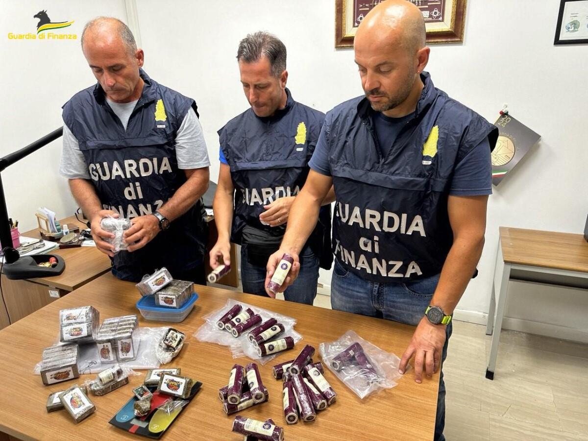 Nascondeva in casa oltre 7 chili di hashish. Un arresto a Sezze, operazione della Finanza. VIDEO - 