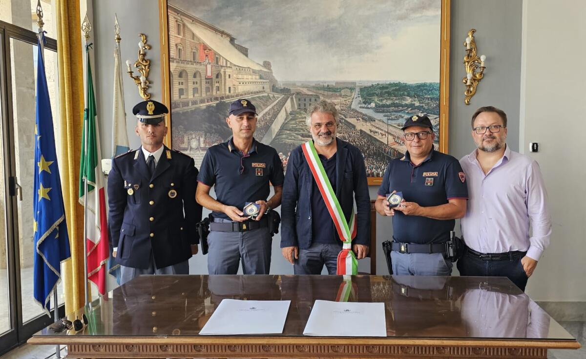 Encomio a Terracina per due poliziotti che hanno salvato la vita di un uomo - 