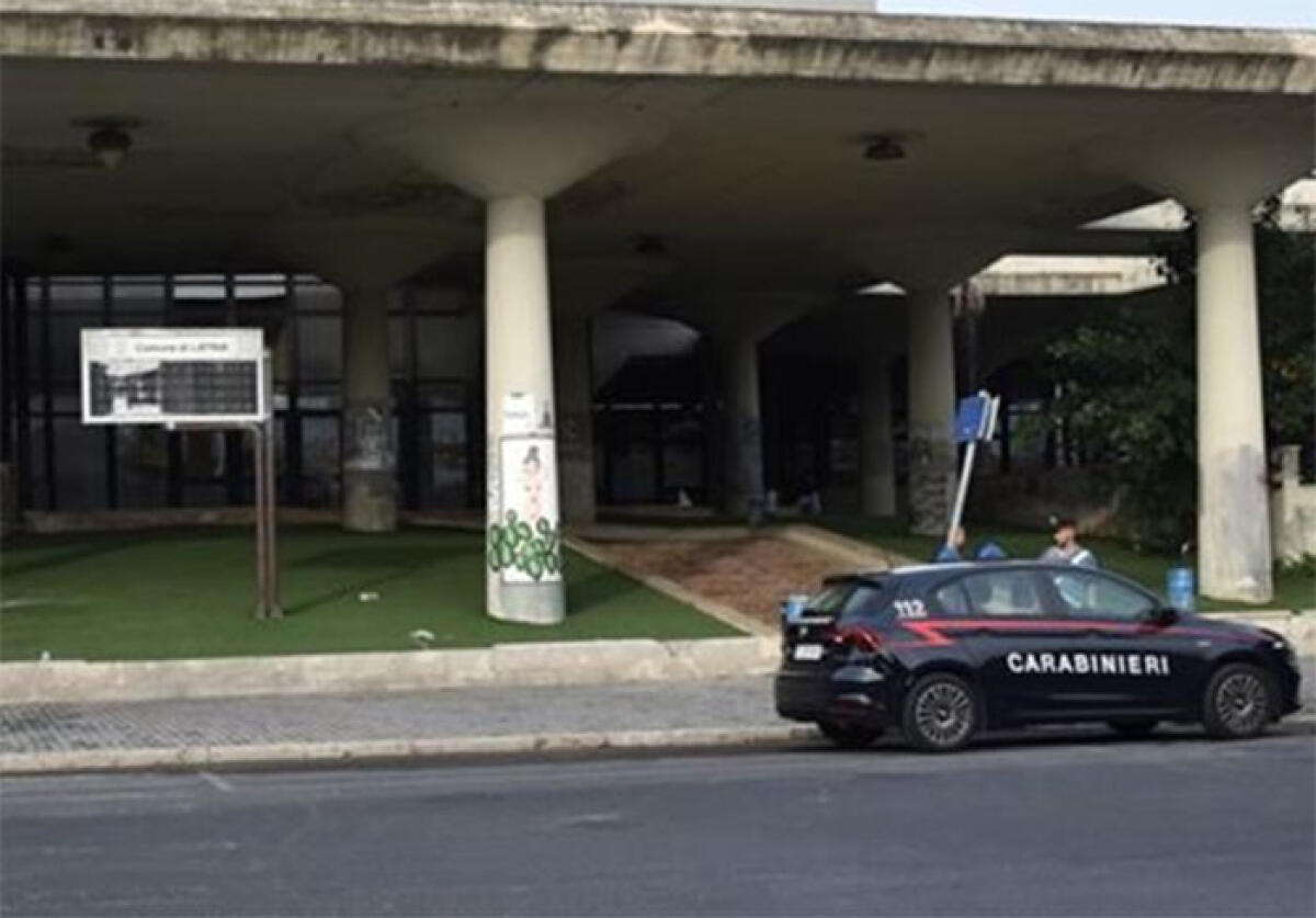 15enne non rientra a casa, la famiglia lancia l’allarme. Viene ritrovata alle autolinee di Latina, aveva il cellulare scarico. - 