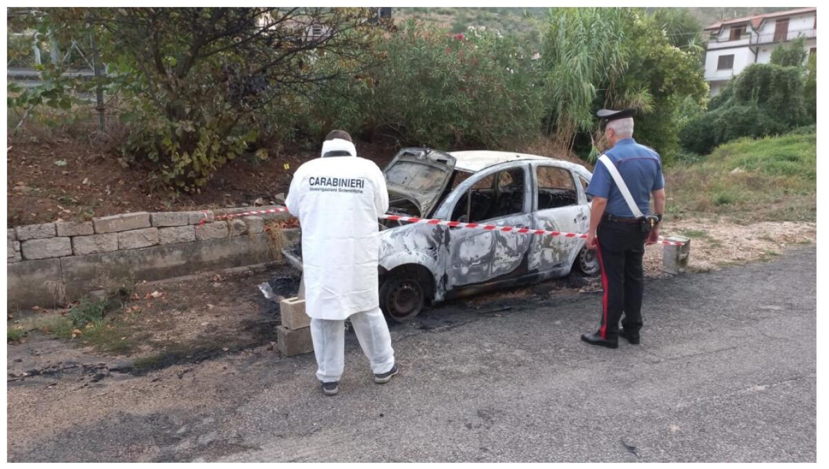 Accusati di aver incendiato l'auto del Sindaco, di estorsione e spaccio: operazione all'alba di questa mattina - 
