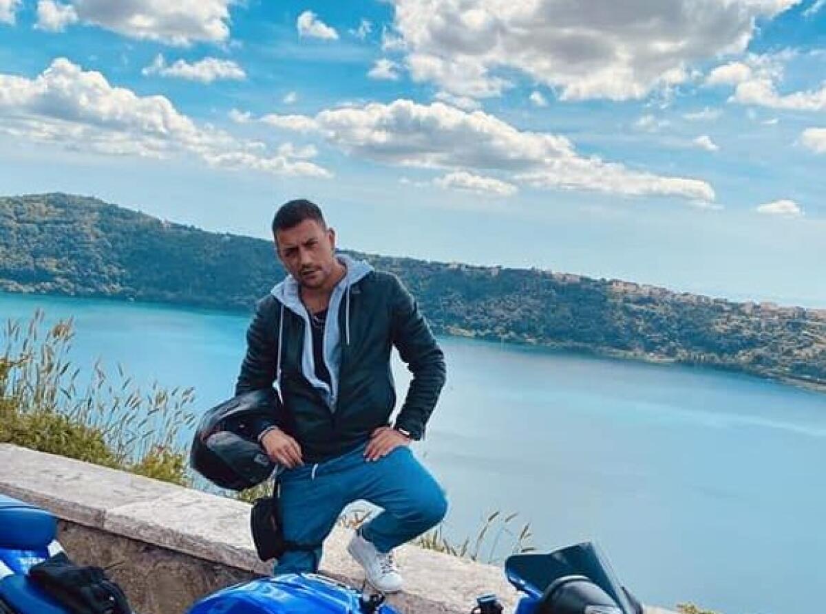 Non si ferma la strage sulle strade, perde la vita un infermiere di 27 anni - 