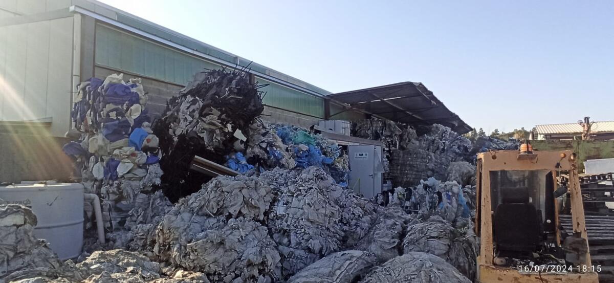 Aprilia- Eco Imballaggi, "una bomba pronta ad esplodere e ferma da 4 anni" - 