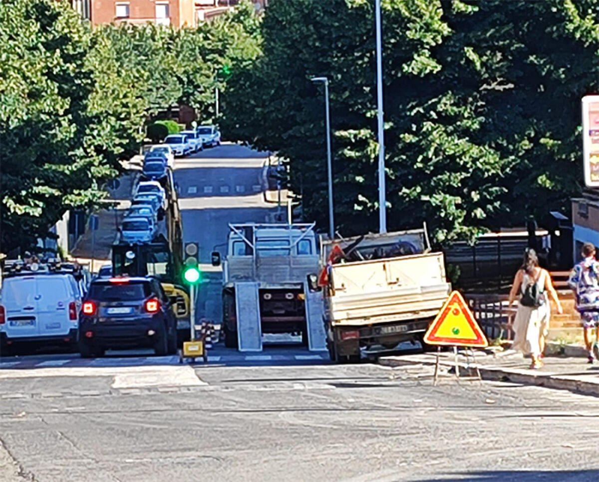 Dopo Aprilia, blackout elettrico anche ad Albano. Nella frazione di Cecchina manca anche l’acqua. - 