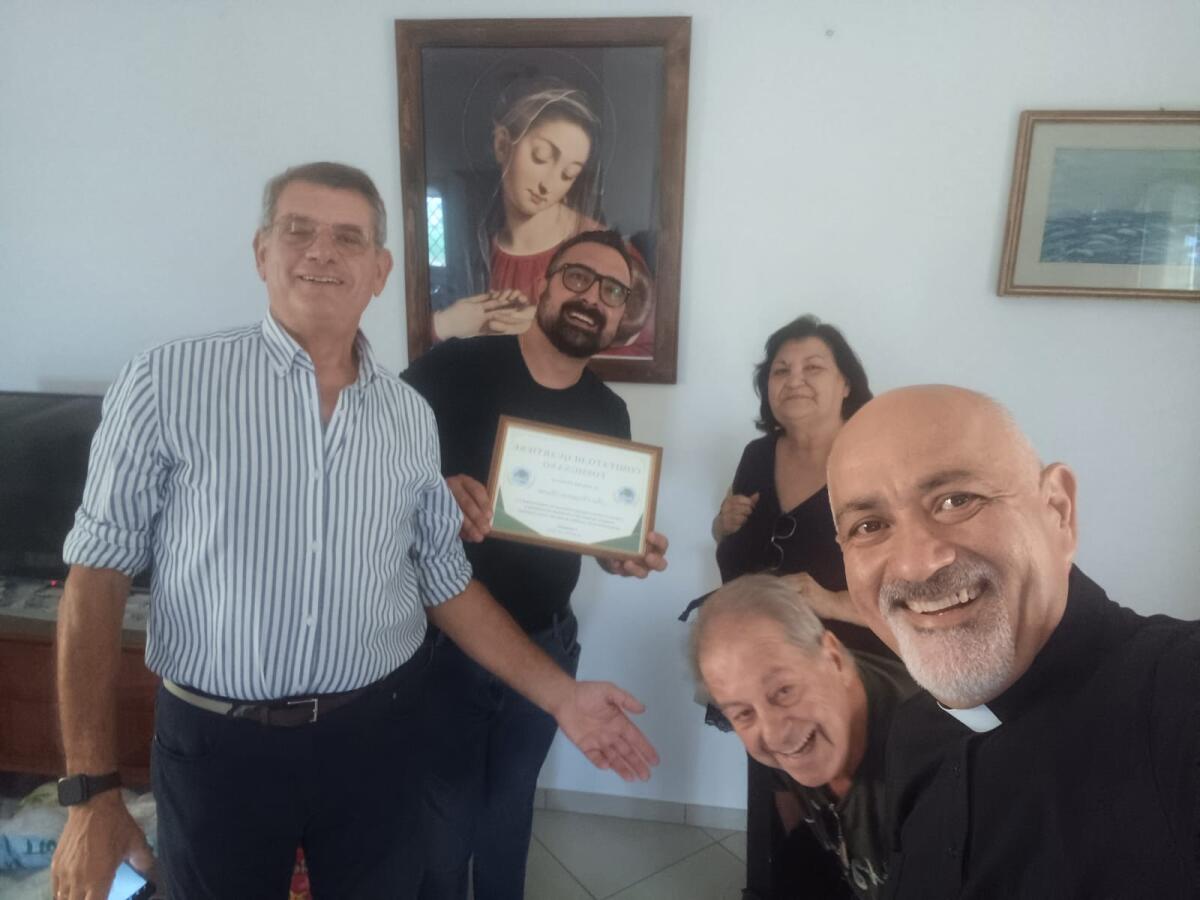 Dopo 9 anni di permanenza la Comunità di Fossignano, ad Aprilia, saluta Don Gregorio. - 