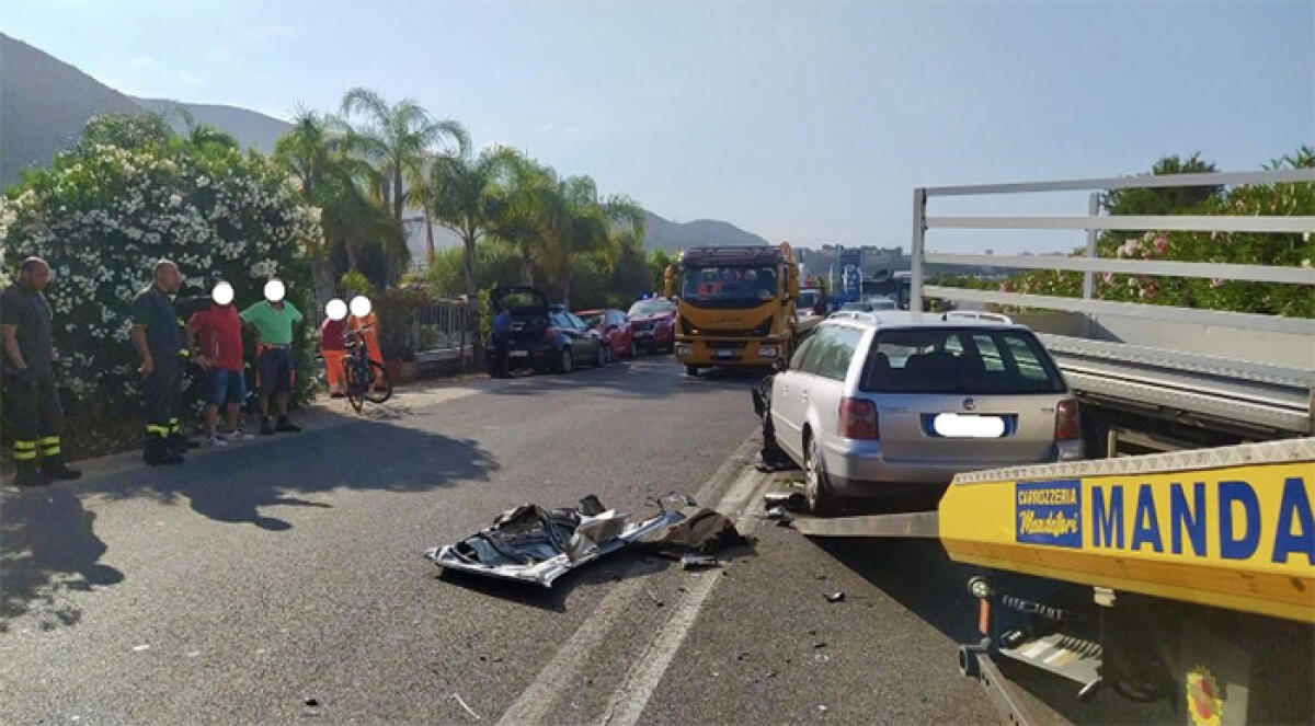 Dopo un incidente a Sperlonga rifiutò di sottoposti agli esami per accertare l’uso di alcool e droga. Denunciato un 39enne. - 