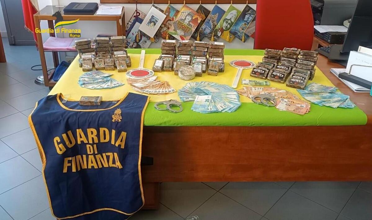 Dieci chili di hashish sequestrati dalla Finanza di Velletri. Tre arresti. La droga era destinata a Latina. - 