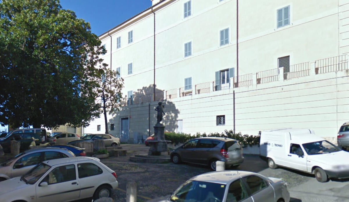 Un ascensore panoramico a Terracina, prosegue il lavoro per completare il progetto - 