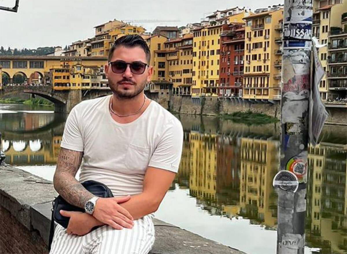 Questo giovedì a Marino i funerali di Gilberto Rinna, il giovane operatore ecologico morto sul lavoro ad Ariccia. - 