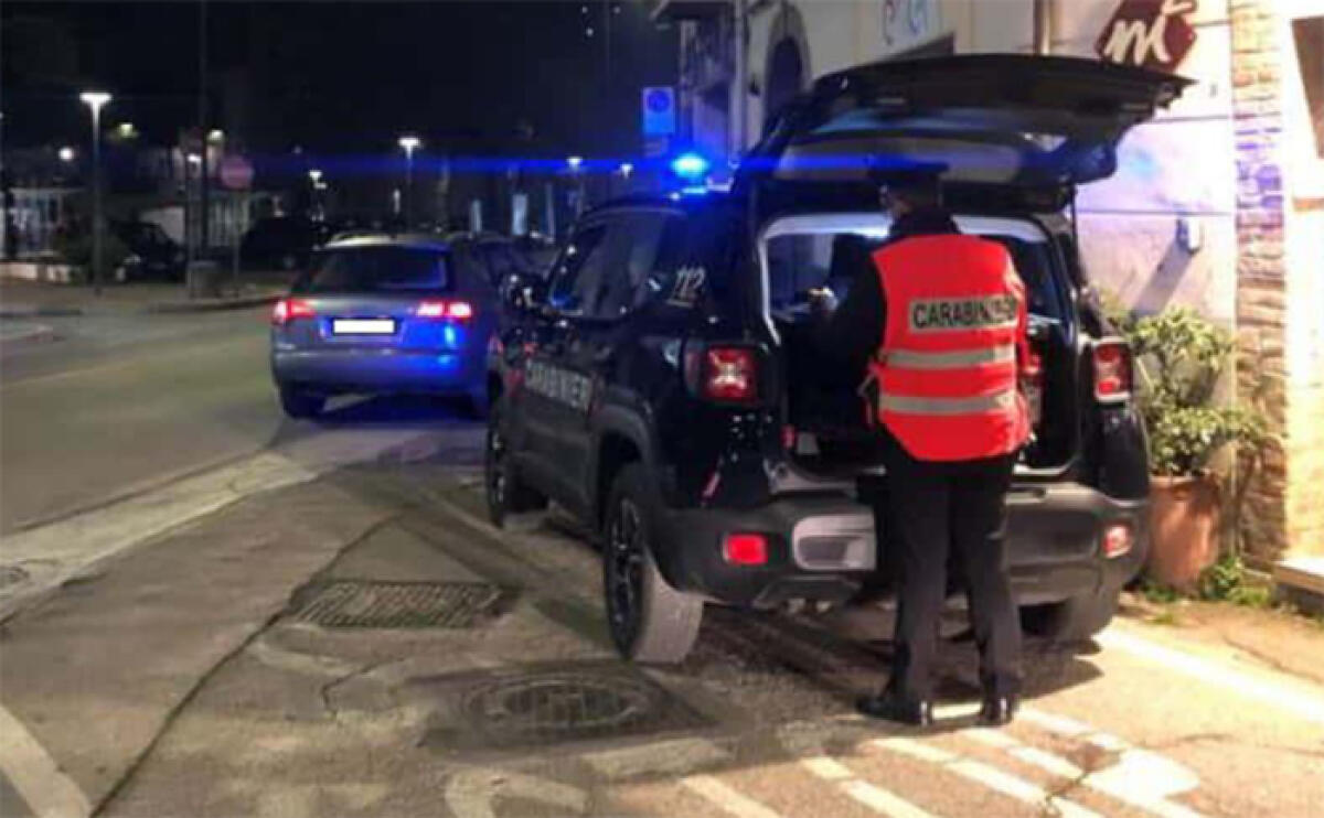 Aggredisce un familiare e lo minaccia di morte con un coltello: 49enne pontino denunciato dai Carabinieri. - 