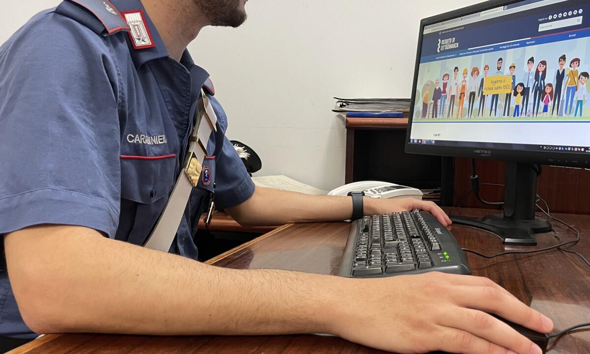 Percepivano il reddito di cittadinanza e quello di emergenza, senza averne titolo. I Carabinieri di Roma denunciano 21 persone. - 