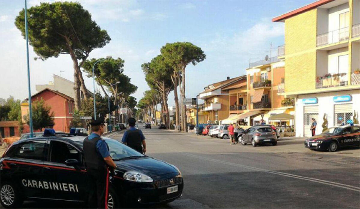 Ruba il cellulare ad un cliente, in un locale di Latina: 26enne di Sermoneta denunciato dai Carabinieri. - 