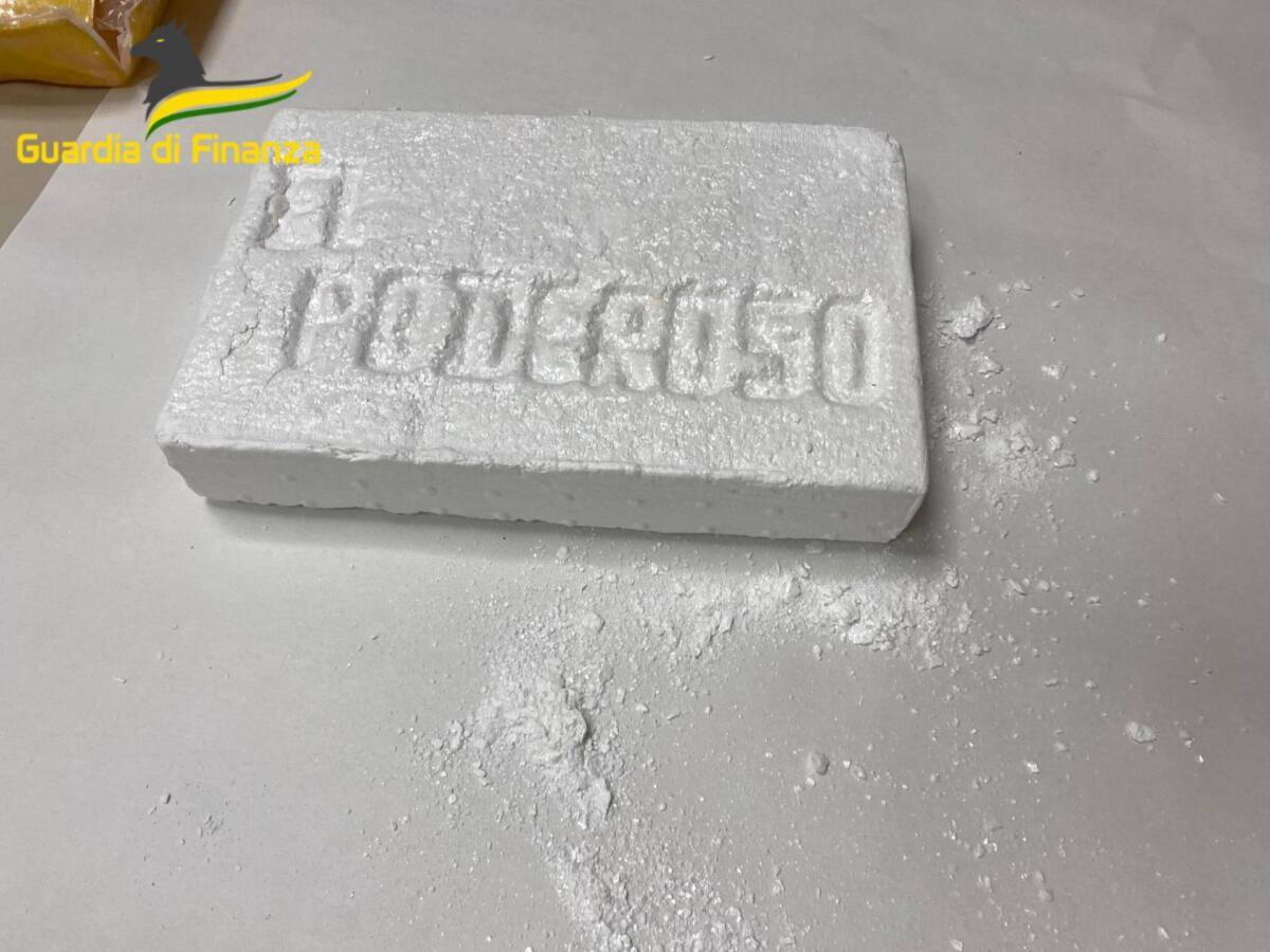 28 chili di cocaina nascosti nel telaio dell’auto: arrestato corriere - 