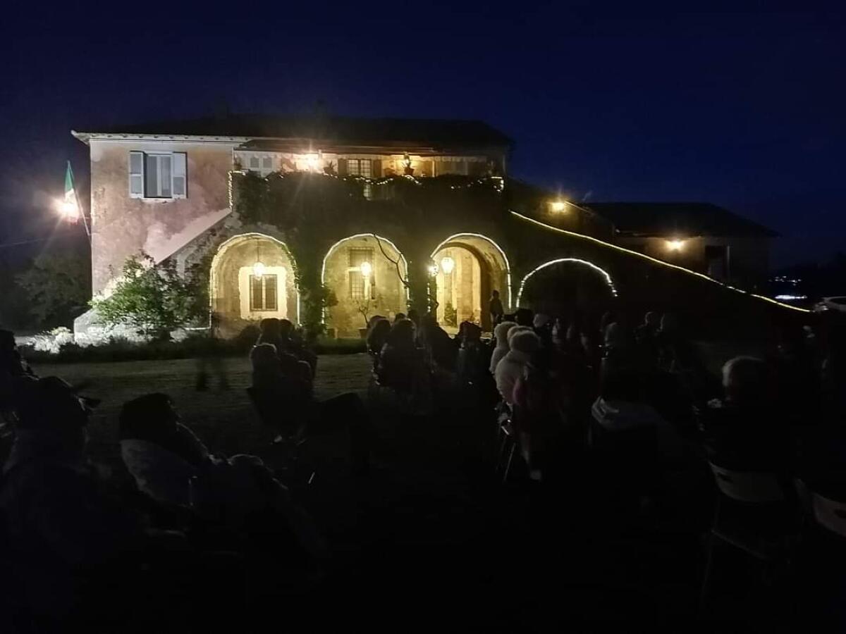 In tanti, sfidando le lusinghe di Morfeo, al concerto “Risvegli Musicali” tenutosi all’alba di domenica alla tenuta di Carano, ad Aprilia. - 