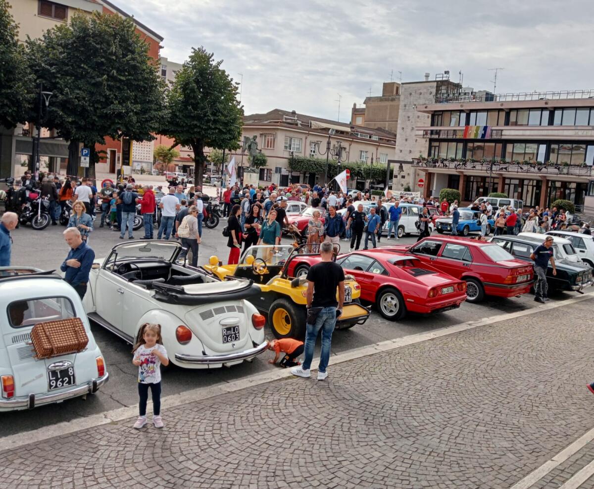Un successo la “Passerella di Auto d’epoca e motocicli” per sostenere l’Agpha di Aprilia. - 