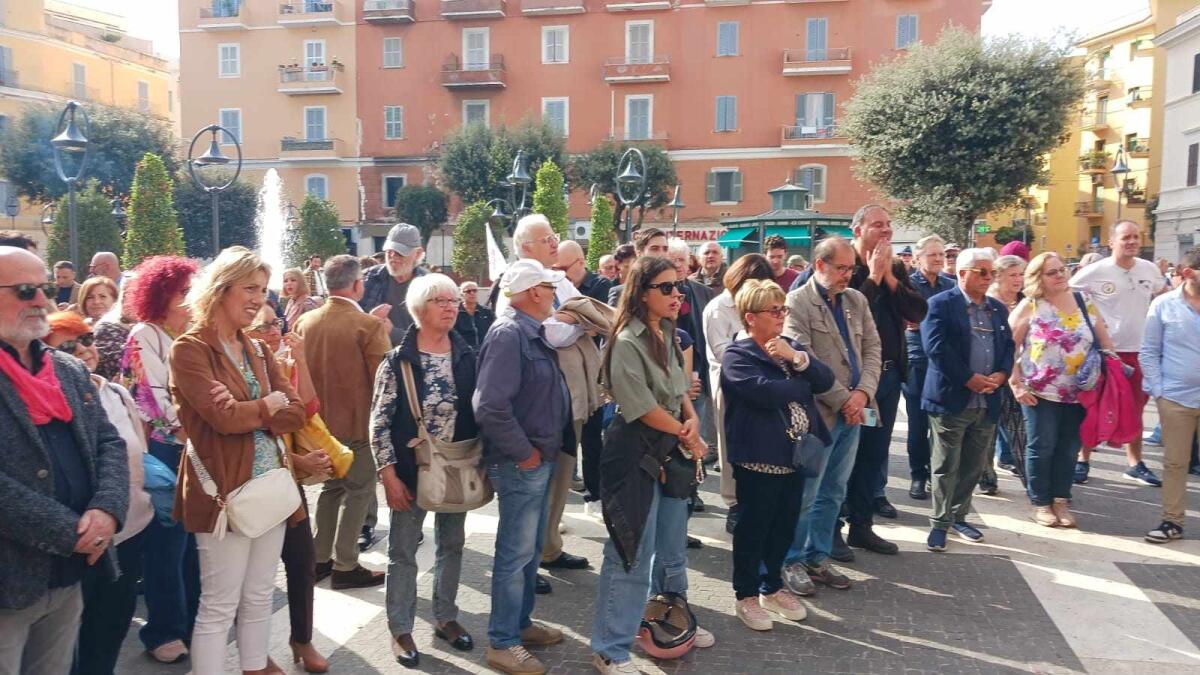Le città di Anzio e Nettuno non rispondono alla chiamata per la “legalità”. Solo un centinaio di persone alla manifestazione “Voci di Giustizia”. VIDEO - 