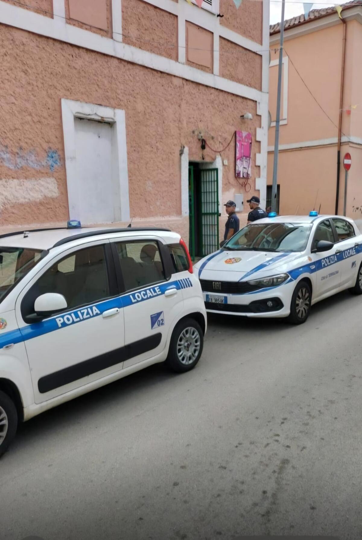 Ristorante abusivo e con gravi carenze igienico sanitarie chiuso a Terracina - 