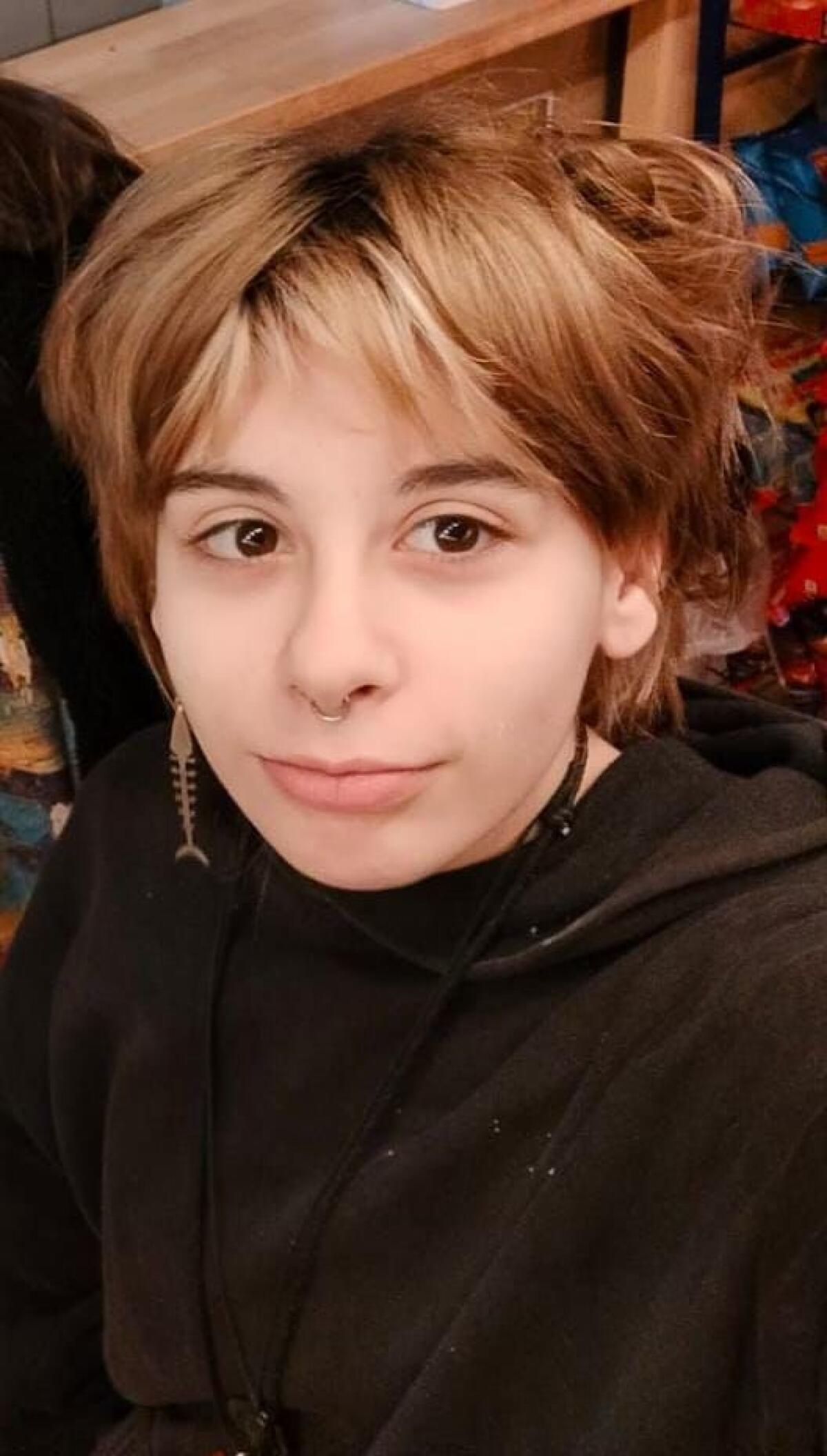 16enne si allontana da casa a Pavona, non si hanno notizie di Asia dal 23 ottobre - 