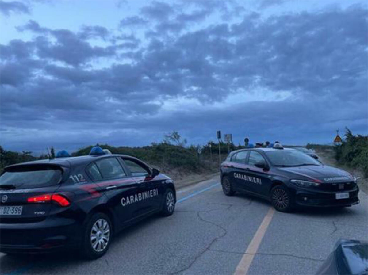 Botte e insulti al cliente di un alimentari a Sabaudia, due arresti - 