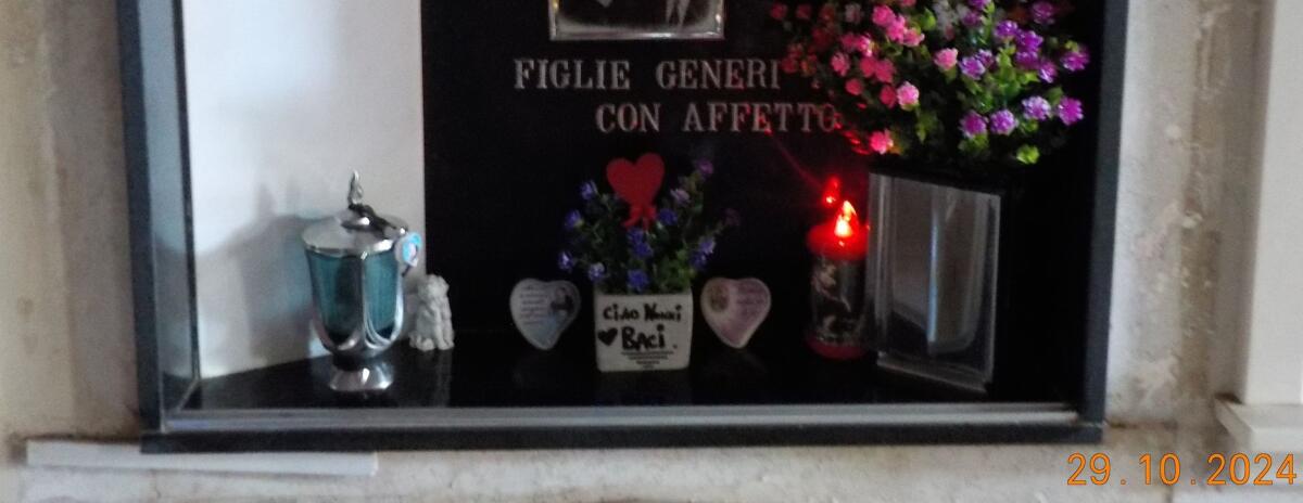 Cimitero di Aprilia, continui disagi: "Mia nonna senza luce da 8 mesi" - 