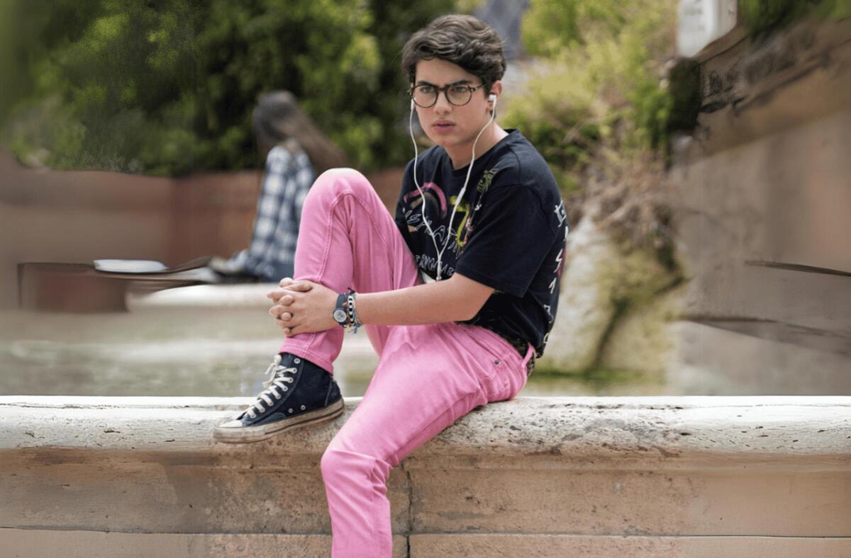 A Velletri il Comune proietta per gli studenti il film: "Il ragazzo dai pantaloni rosa" - 