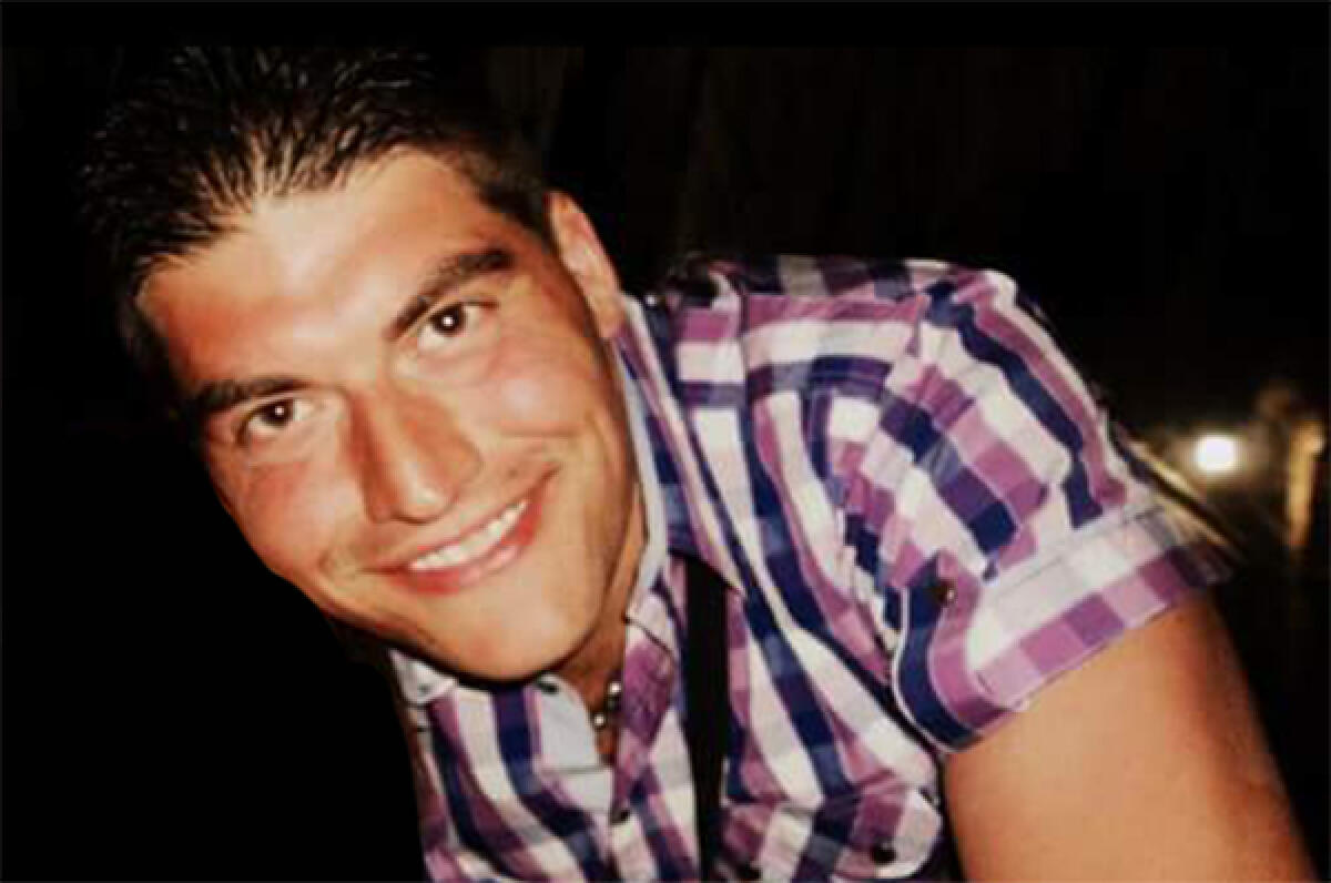 Schianto mortale a Borgo Santa Maria, a Latina: la vittima è il 43enne Gianluca Marangon. - 