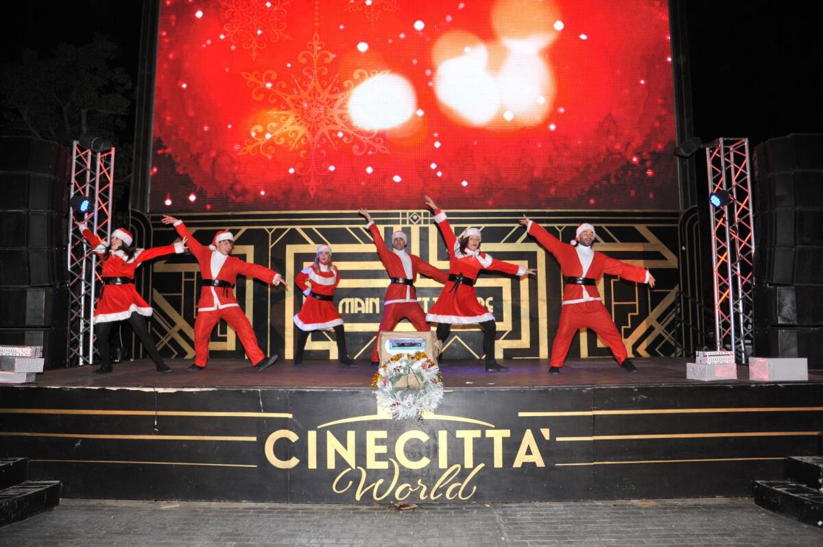 A Cinecittà World si accende il Natale delle meraviglie con l’Oriental World e le luminarie cinesi ed il grande show sul ghiaccio. - 