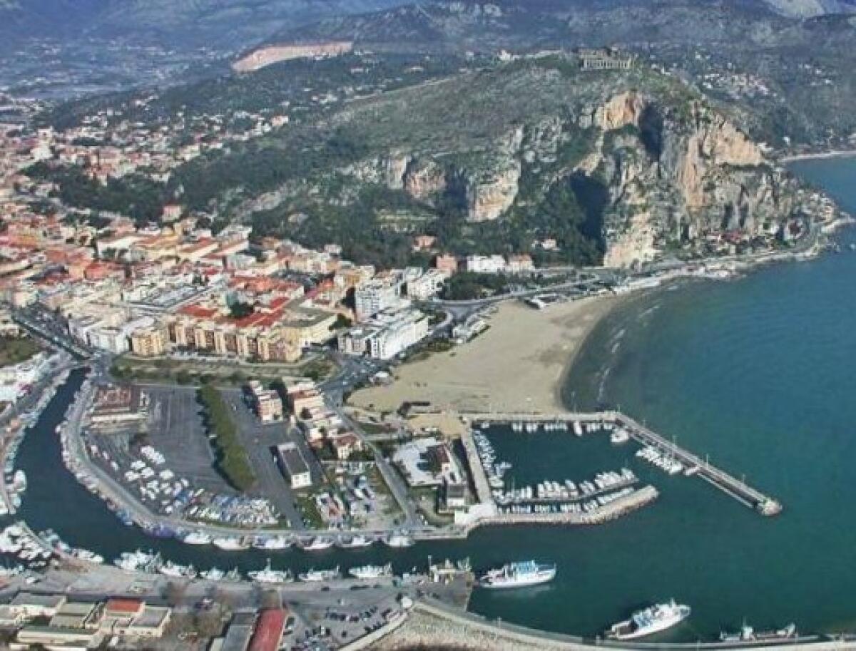 Dalla Regione Lazio 400mila euro per l’intervento di dragaggio del porto canale di Terracina. - 