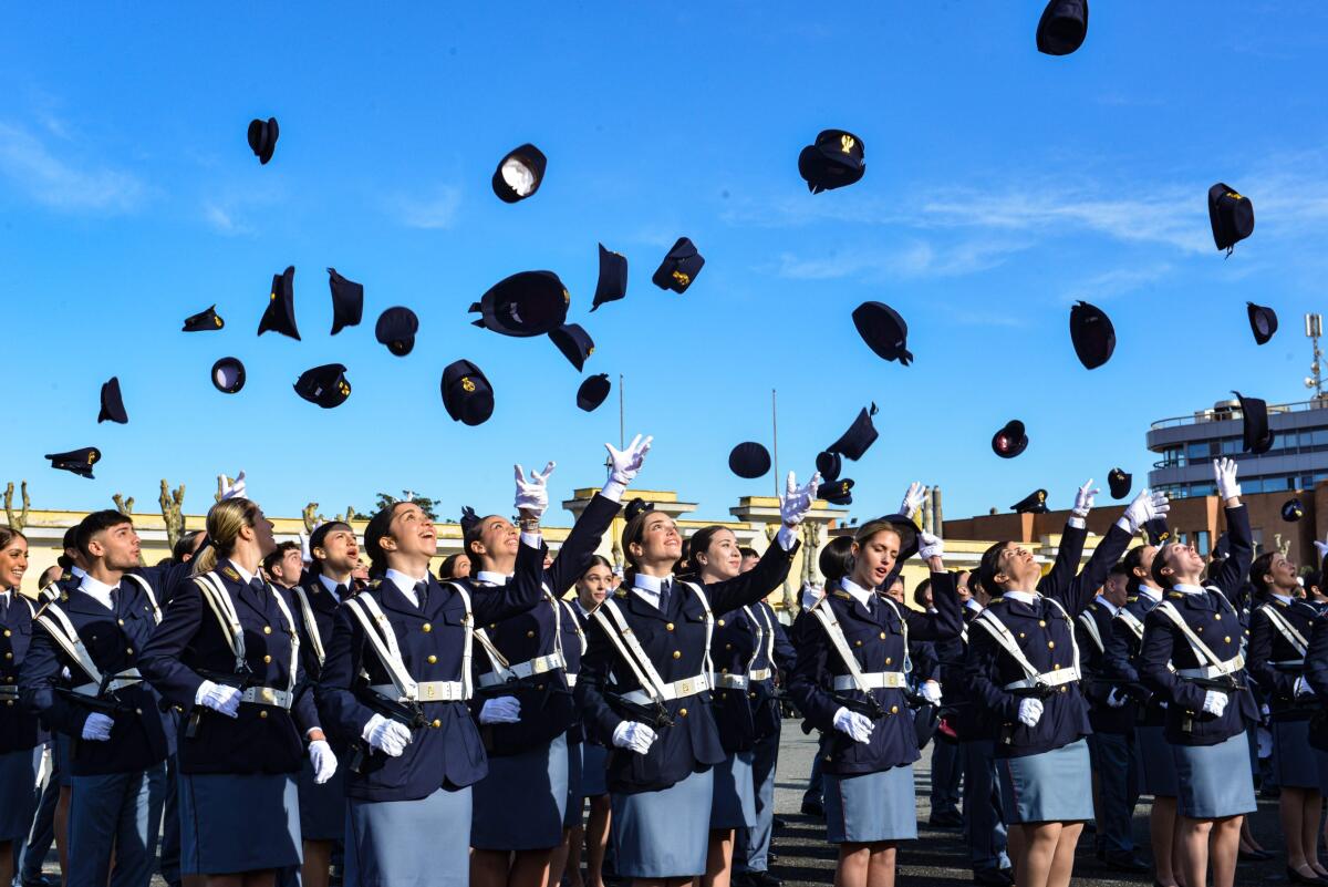 Cerimonia di giuramento degli allievi dell’Istituto per Ispettori di Polizia di Nettuno. - 