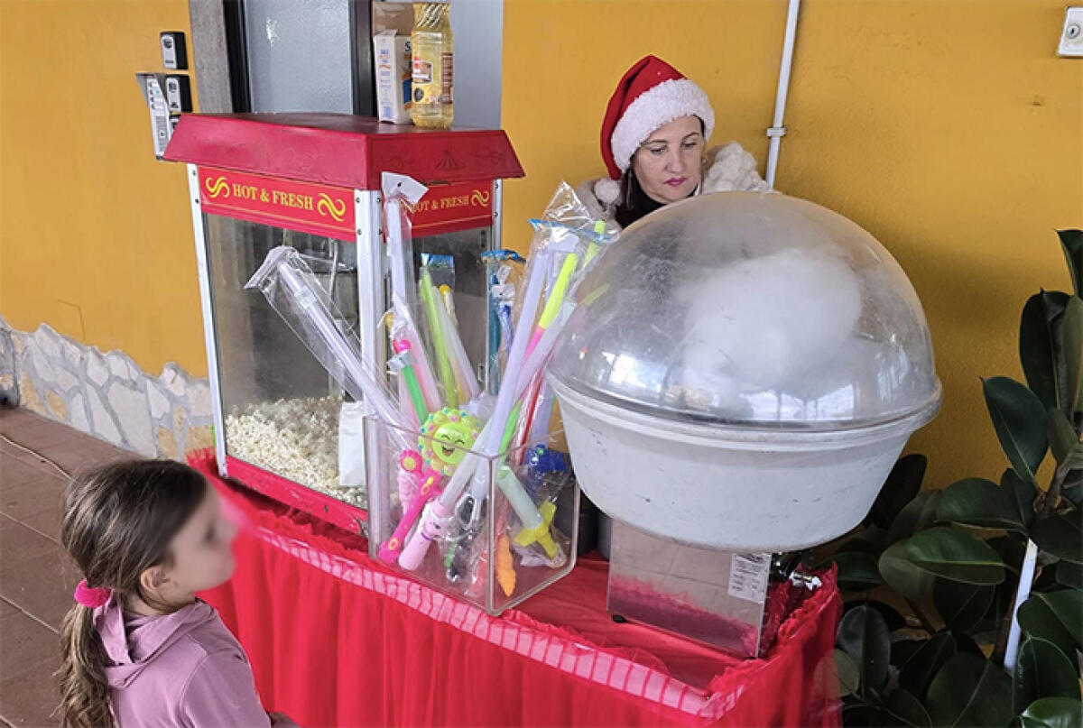 APRILIA - “Natale a Fossignano”, domenica 15 Dicembre laboratori, animazione, l’arrivo dei  Babbi Natale in Vespa e pranzo sociale. - 