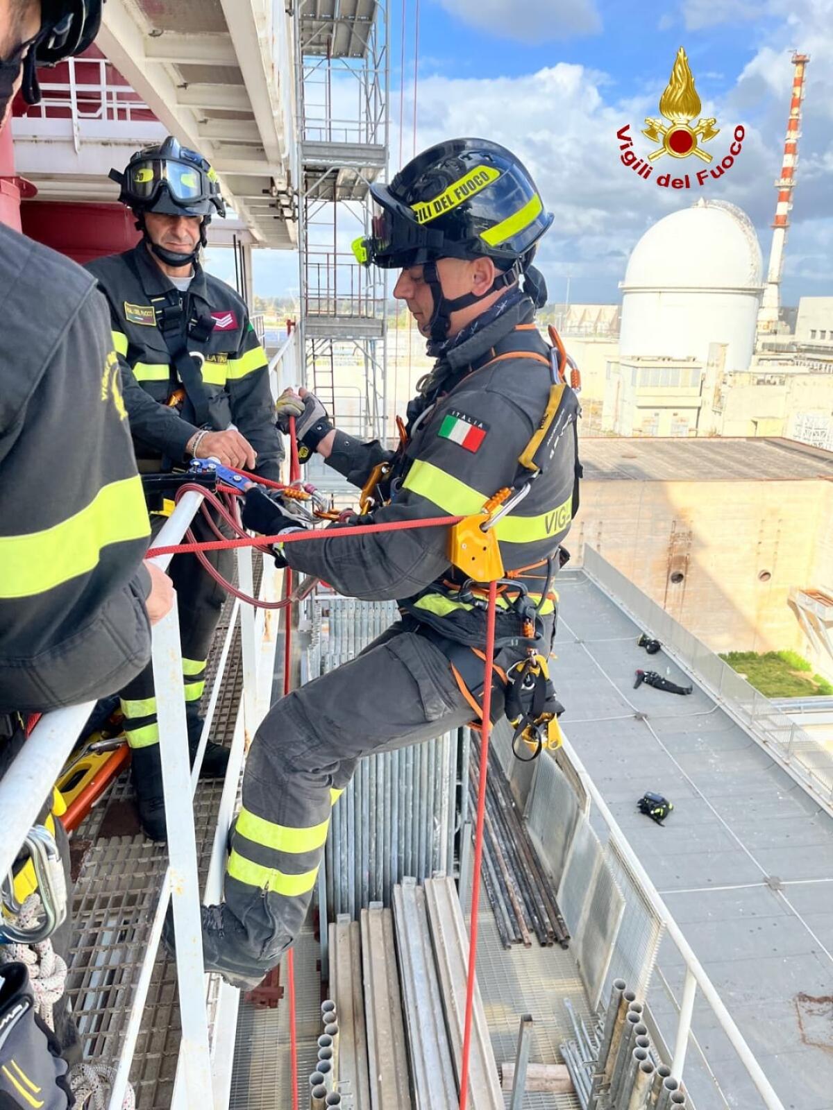 Esercitazioni dei Vigili del Fuoco nella centrale nucleare Sogin di Latina - 