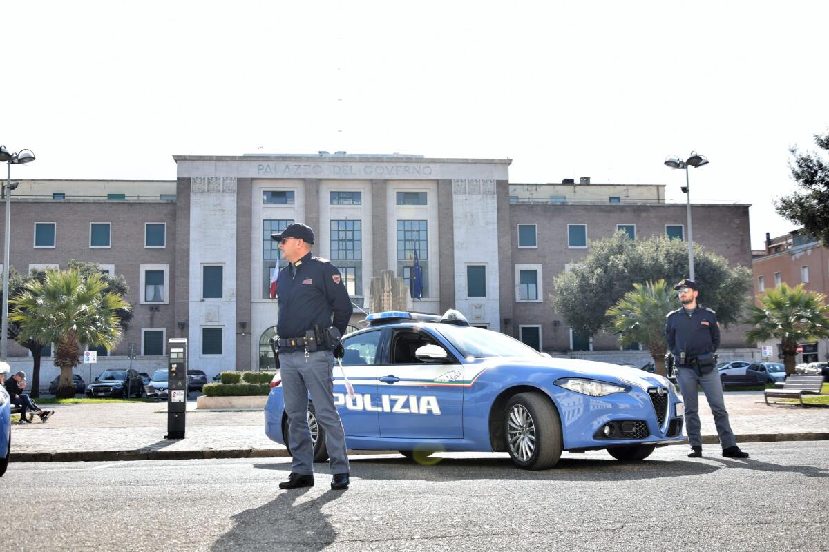 Operazione ad “Alto Impatto” a Latina. Sgomberato un bivacco in Via Virgilio. - 