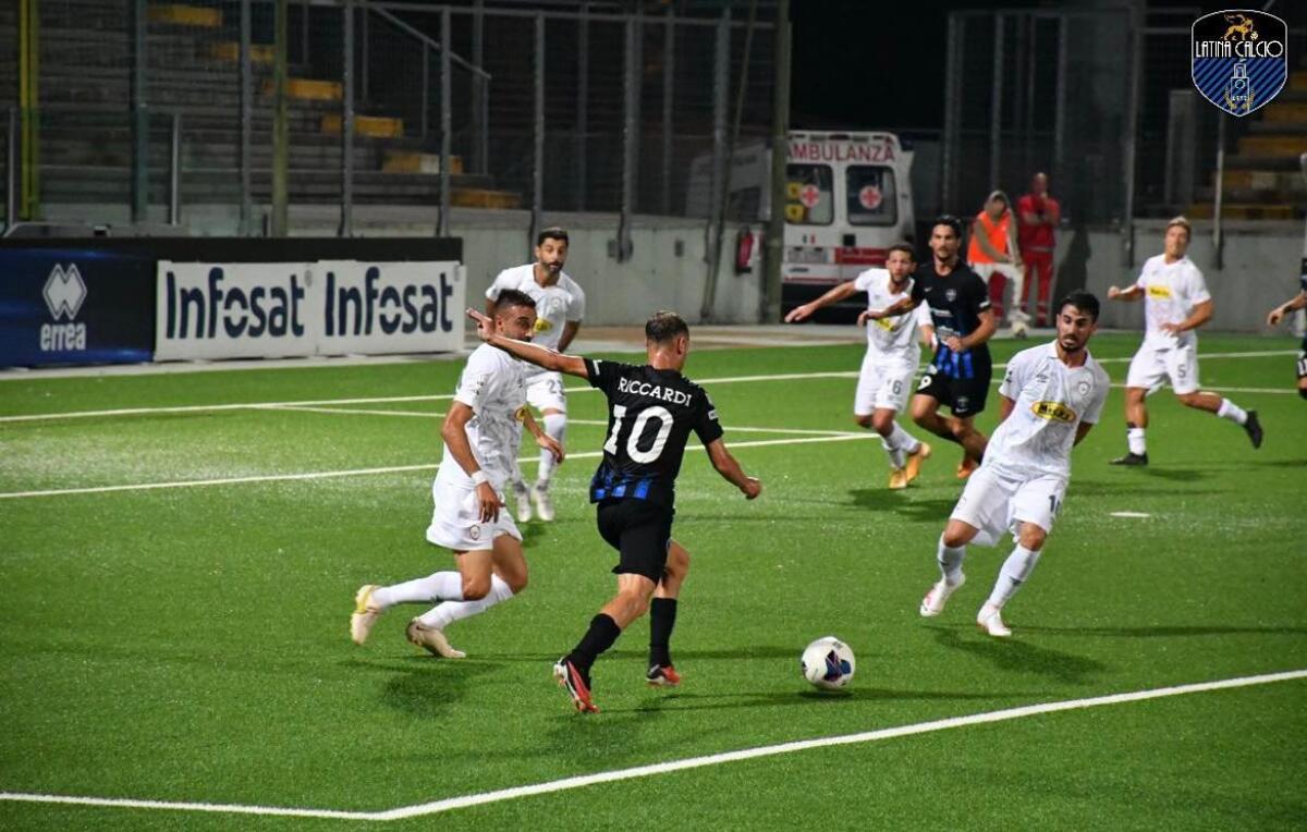 Calcio - Delusione a Foggia per il Latina - 