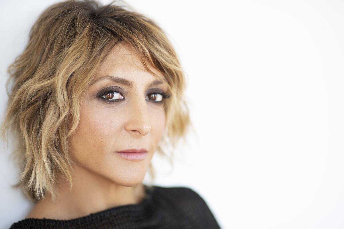 Paola Minaccioni in scena  al Teatro “Gigi Proietti” di Priverno con lo spettacolo “Elena, la matta”. - 