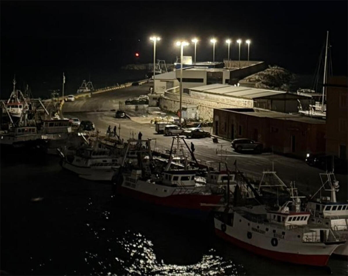 Maggiore sicurezza al porto di Anzio: entrano in funzione le nuove torri faro. - 