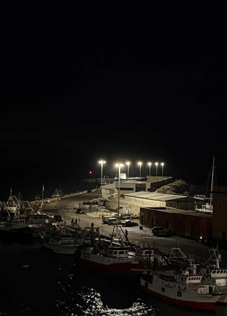 le nuove torri faro al porto di Anzio