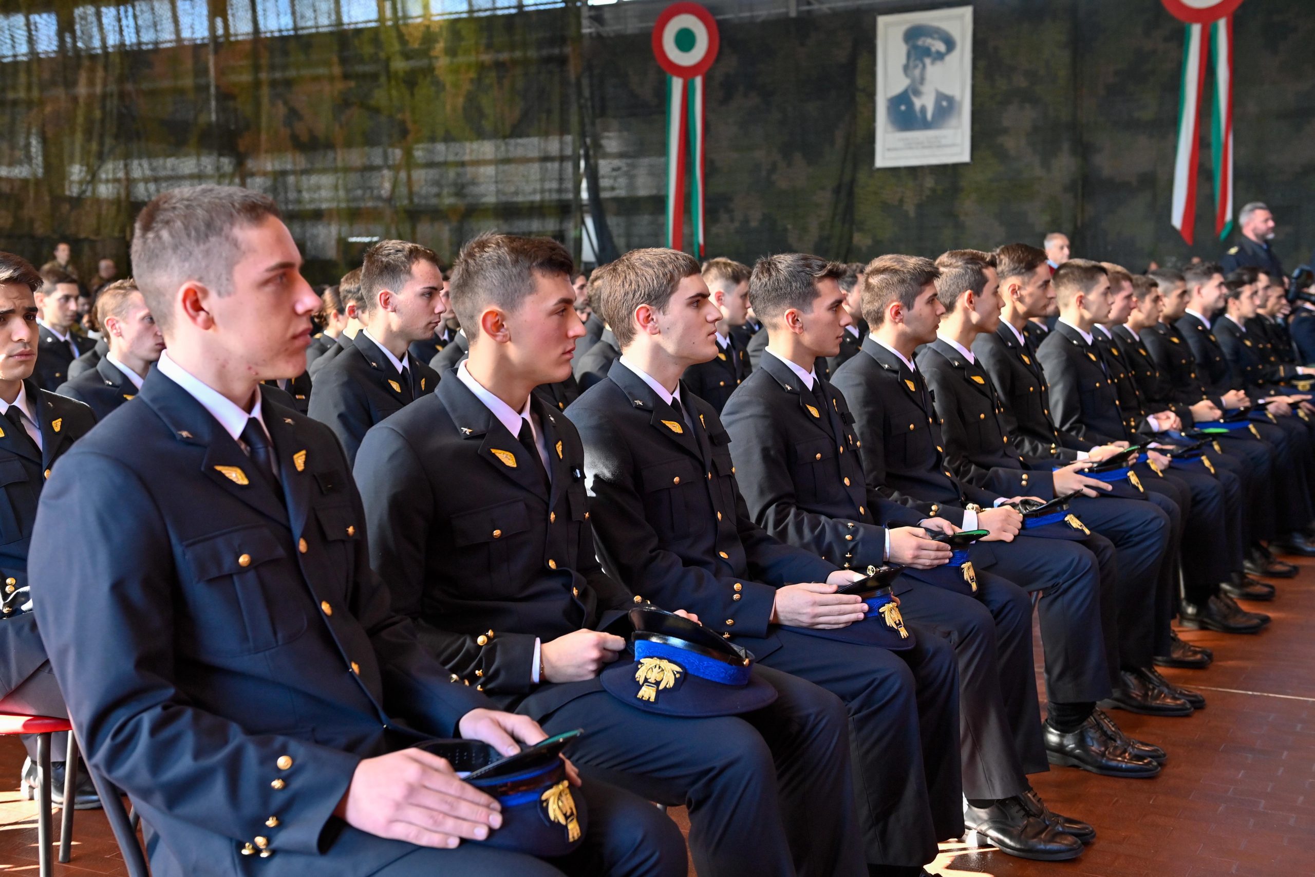 la cerimonia di consegna delle Aquile di Pilota al 70esimo Stormo di Latina