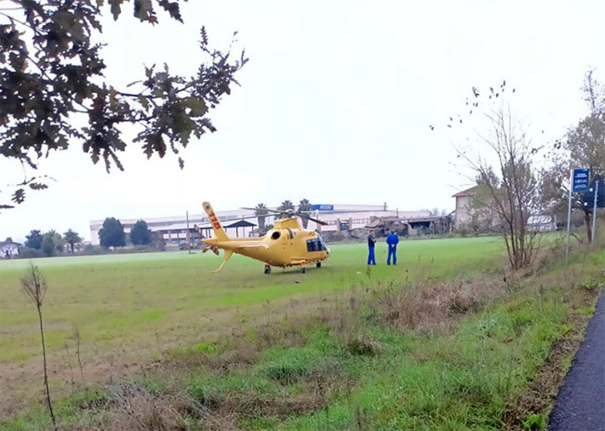 Travolto da quintali di pomodori, ferito un 34enne nel sud pontino - 