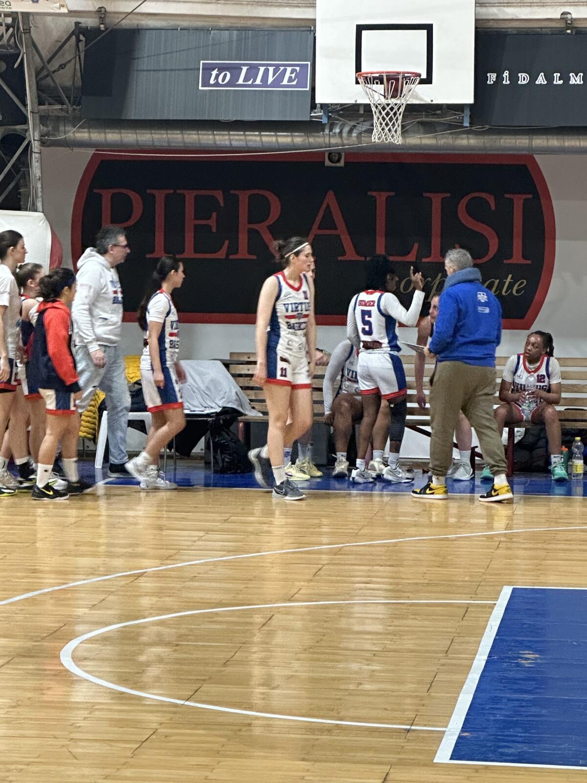 Basket serie C maschile: il fanalino di coda Virtus Aprilia sul parquet dell’Anzio. Grande vittoria delle ragazze della serie B. - 