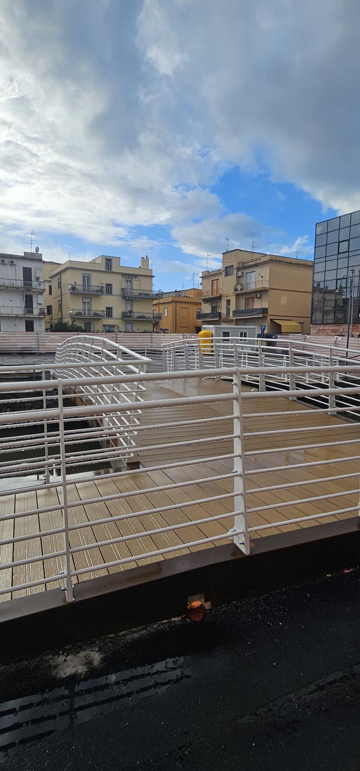 Imminente l’apertura del nuovo ponte ciclopedonale nel quartiere Borgo Pio di Terracina. - 