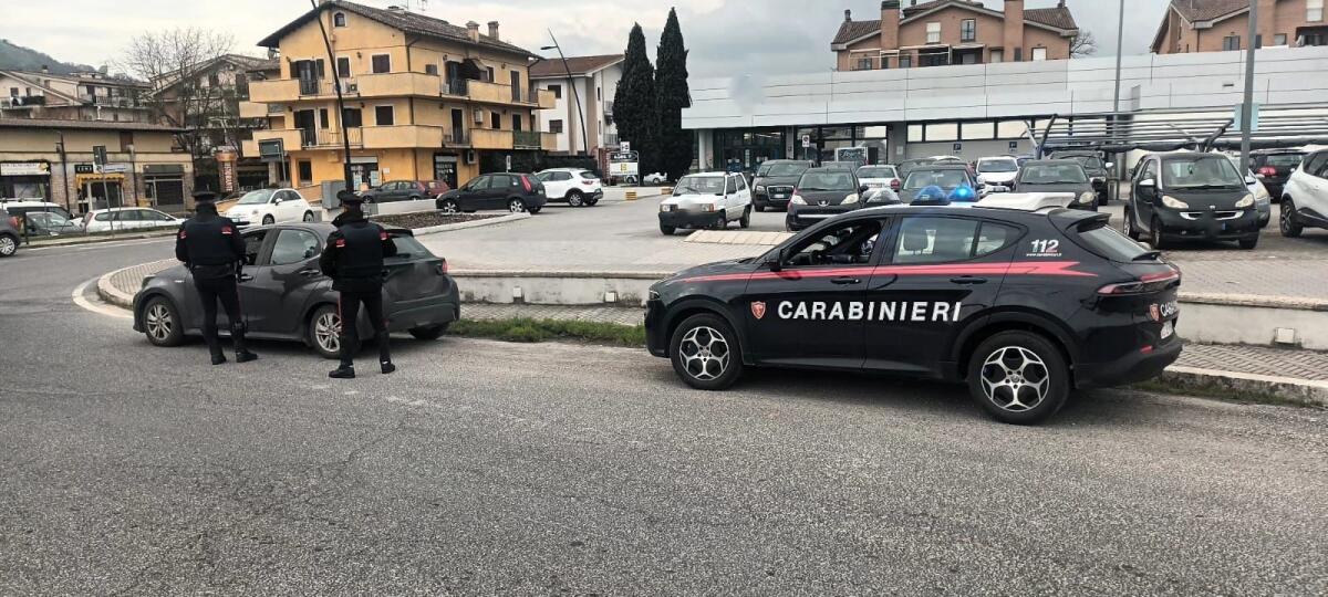 Apriliano arrestato a Colleferro dai Carabinieri. Girava in auto armato di pistola. Con lui una 20enne apriliana, denunciata. - 