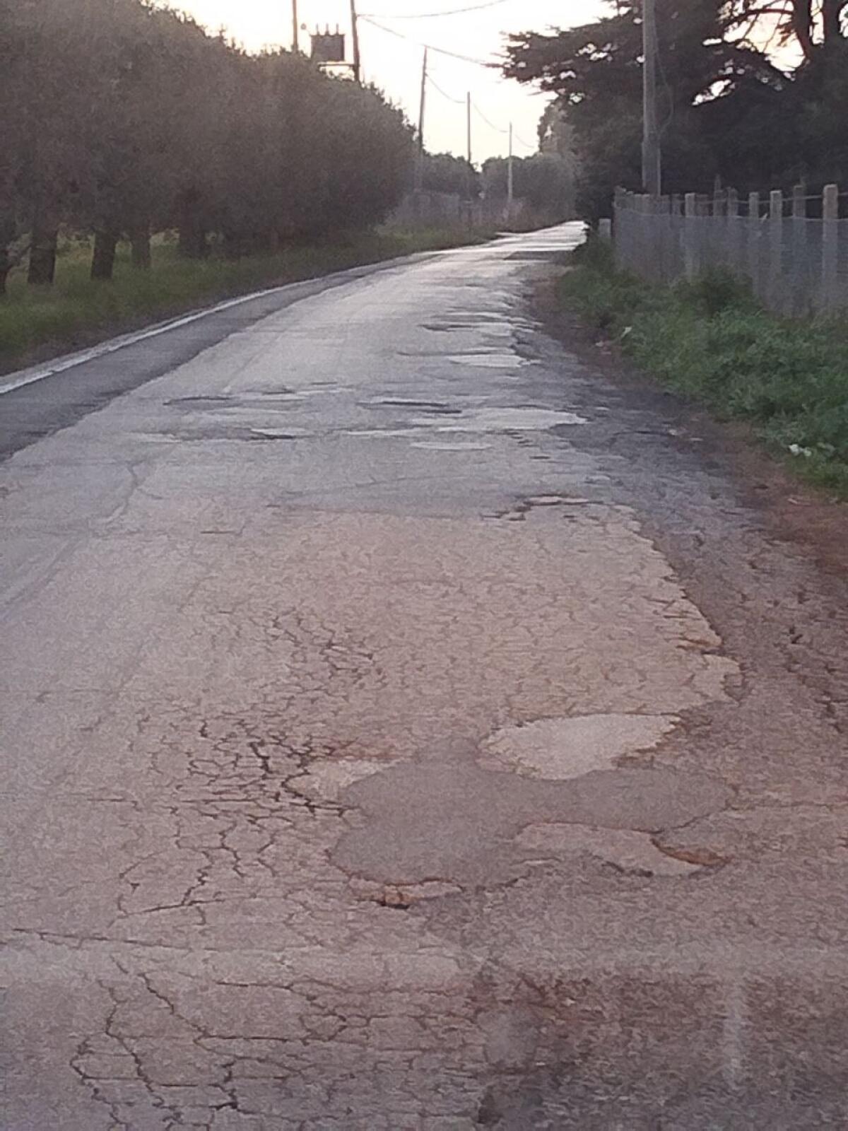 Aprilia - Borghi Rurali: "Via Apriliana sud dissestata e disagi, si intervenga" - 