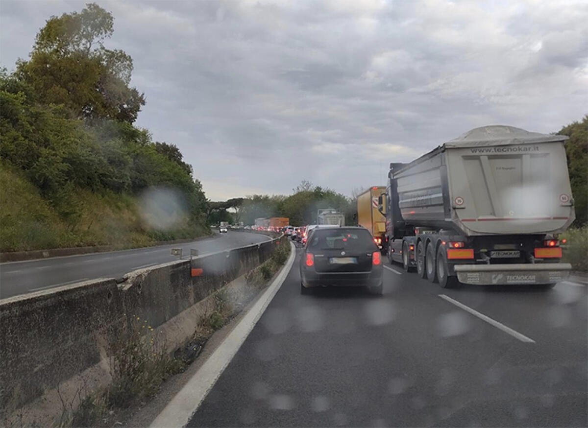 Rimosso l’incidente sulla Pontina, tre le uscite per via del Genio Civile ed Aprilia. - 